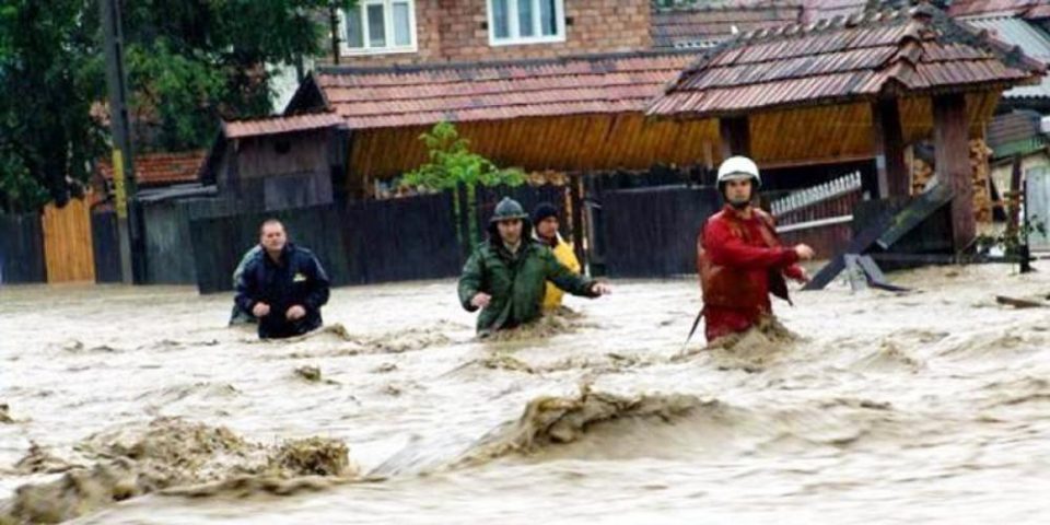 Carei inondations en Roumanie